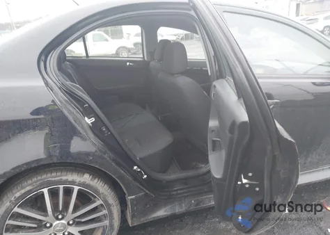 2017 Mitsubishi Lancer Se z USA, uszkodzony, nr VIN JA32V2FW6HU009970